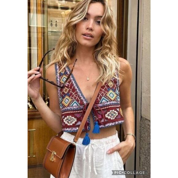 VIRAL ⭐️NWT Zara Embroidered Cropped Vest Top, small D14 - Picture 1 of 7